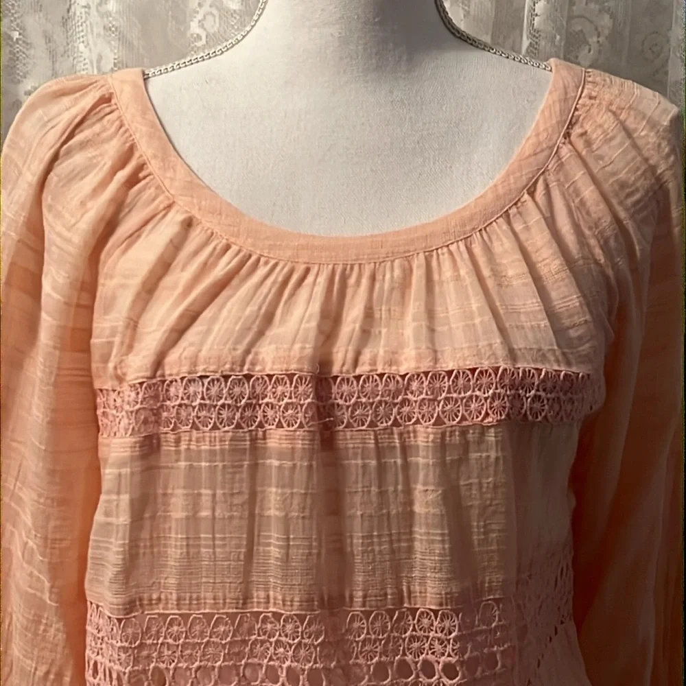 LOFT Blouse - Picture 8 of 9